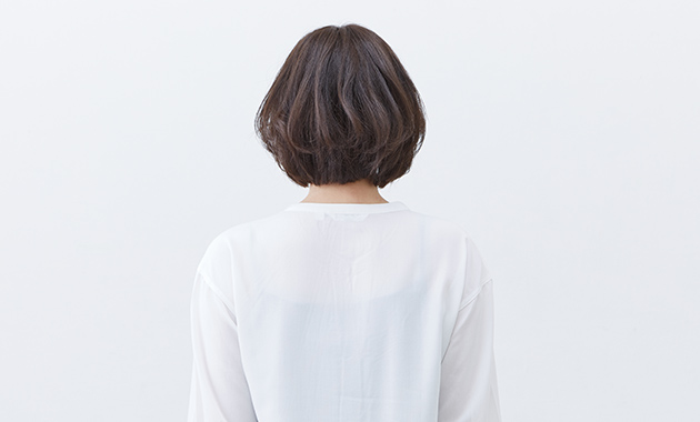 ニュアンスヘアスタイルの後ろ姿