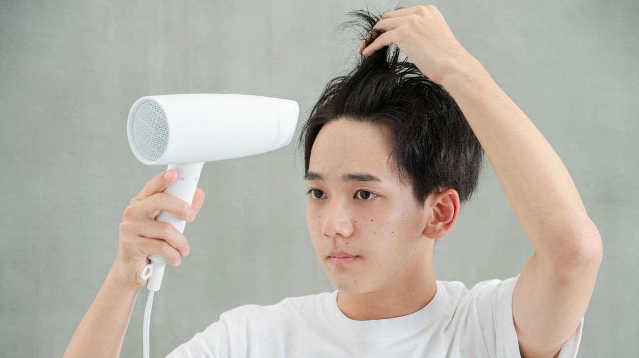 男性も髪の自然乾燥はNG？