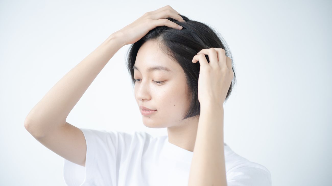 ヘアアイロンを毎日使っても髪のダメージを抑える5つの方法